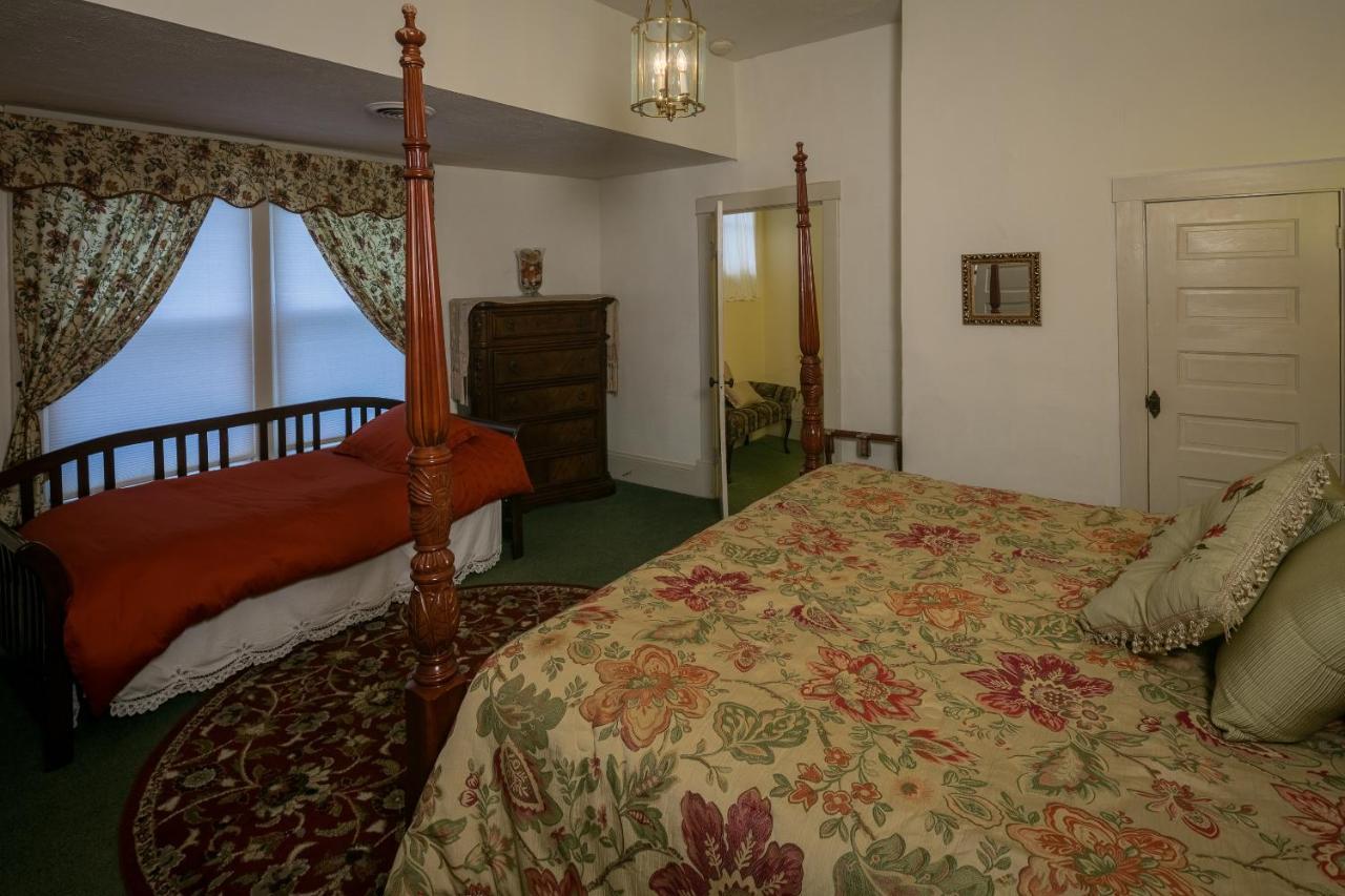 באנר אלק Taylor House Inn מראה חיצוני תמונה