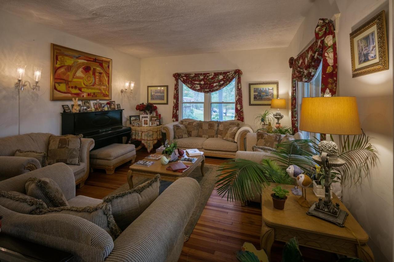 באנר אלק Taylor House Inn מראה חיצוני תמונה